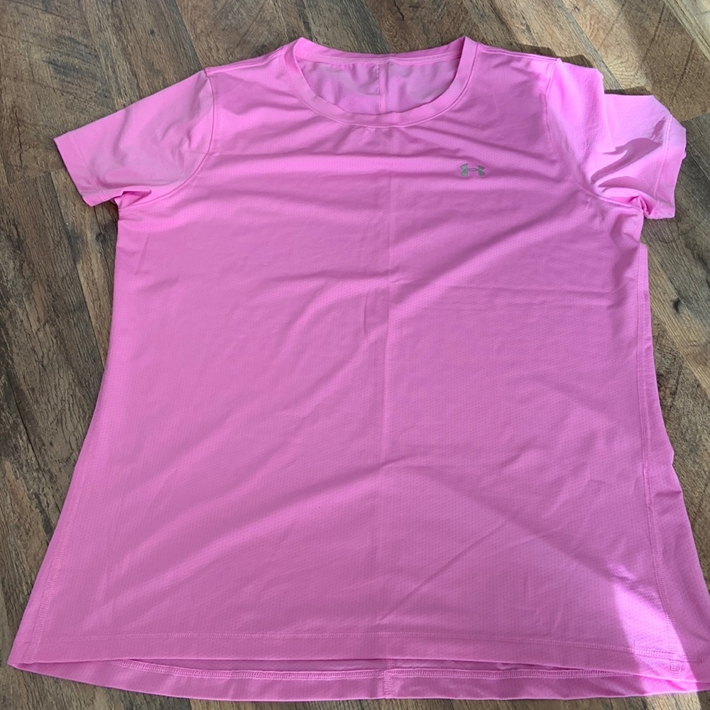 UA women’s T-shirt